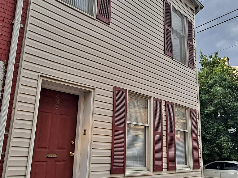 837 W Liberty St #1 — Photo 16