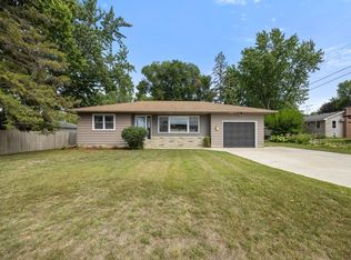 204 Cedar St S, Lester Prairie, MN 55354