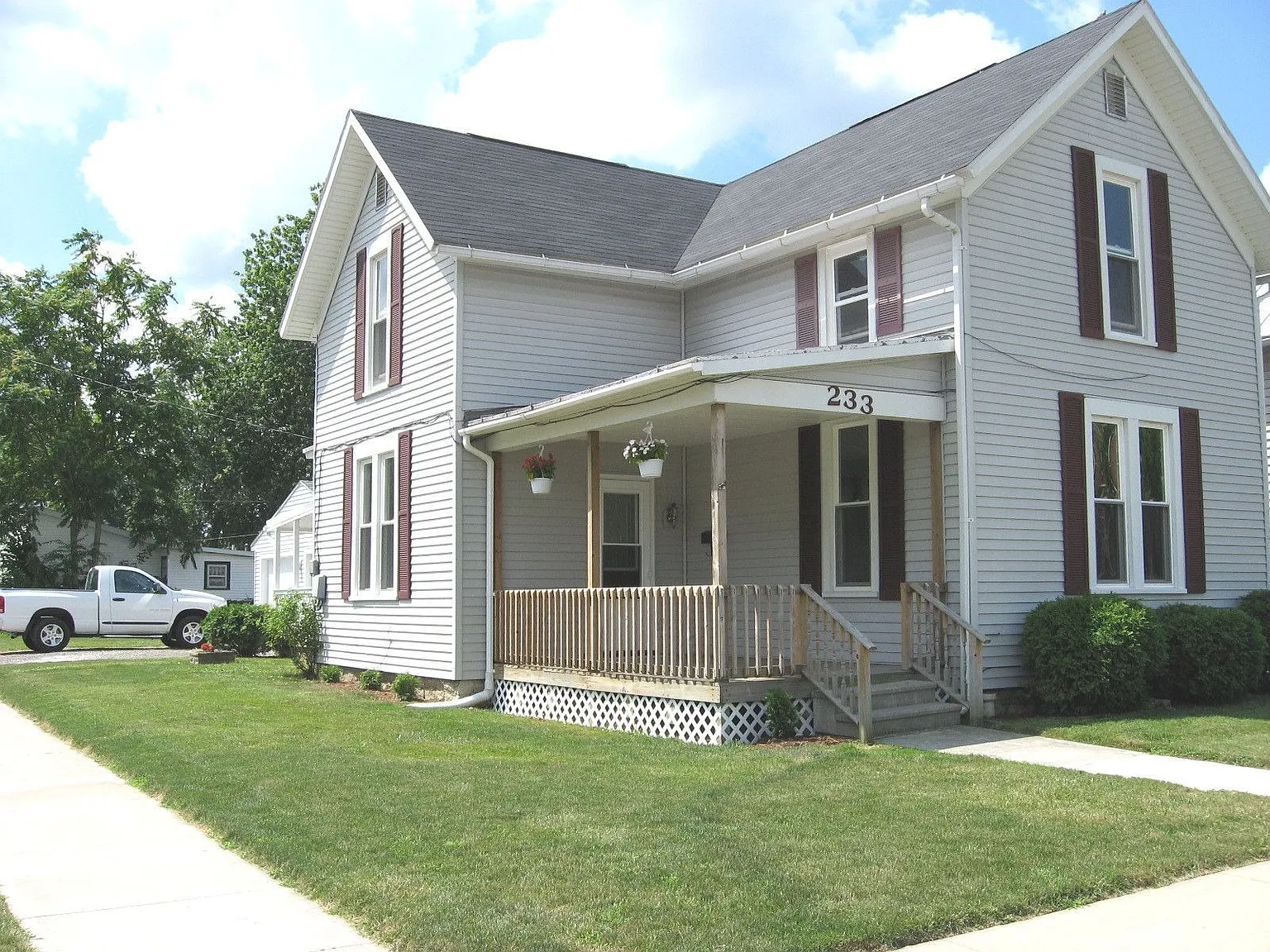 233 Cherry St photo 1