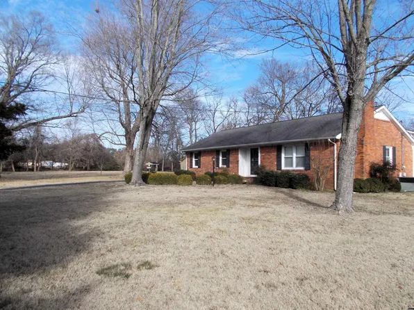 919 Glendale St, Union City, TN 38261