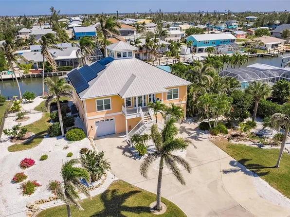 3704 Bayview Ave, Saint James City, FL 33956