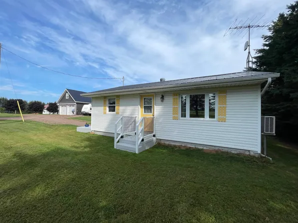 404 Fortune Cove Rd, Egmont Parish, PE C0B 1V0