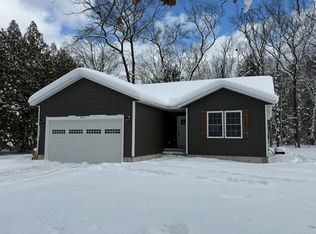 326 S Dangl Rd, Muskegon, MI 49442
