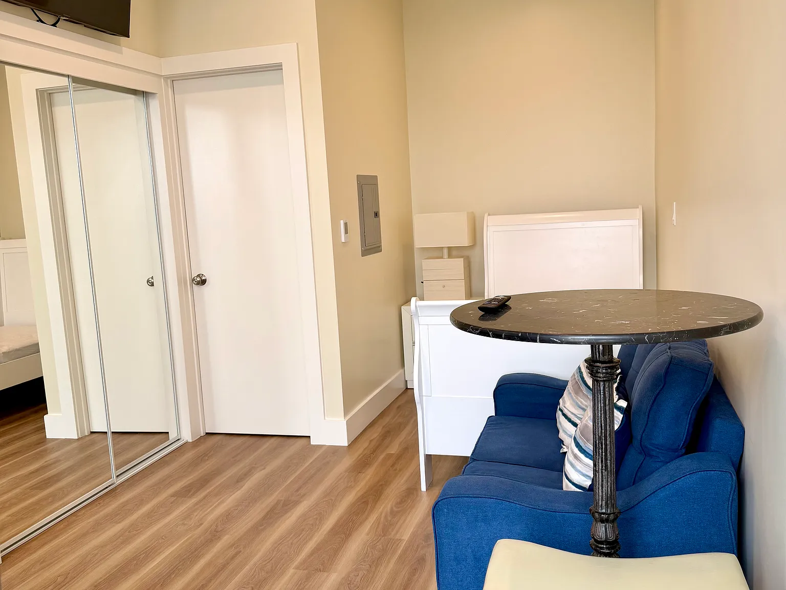 Studio, $2,795 — Photo 2