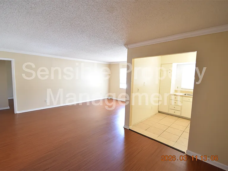 3910 44th St N #C9 — Photo 5