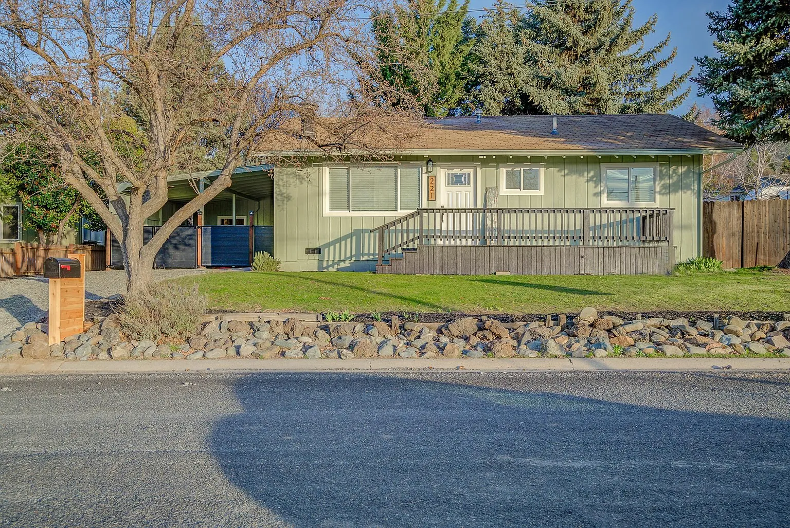 221 Wetzel Way photo 1