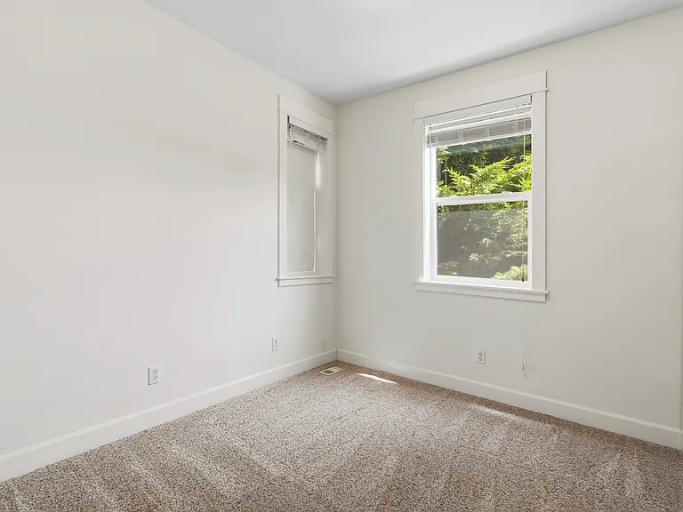 15384 129th Ave NE — Photo 14