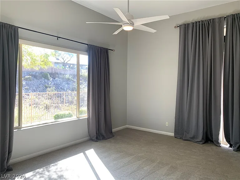 27 Plum Hollow Dr — Photo 18