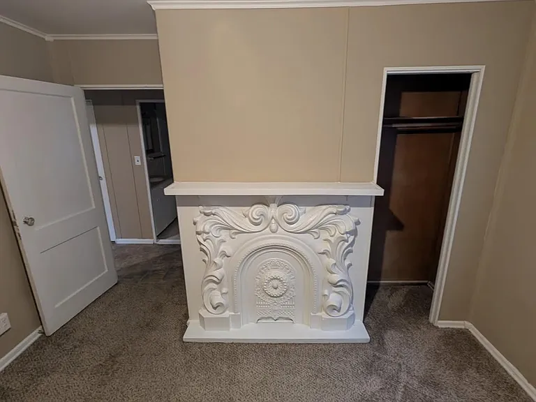 752 S Beverly Dr — Photo 3