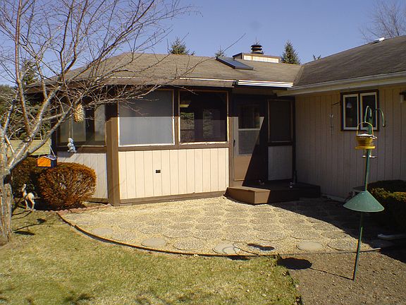 3rd image of 3138 Gunflint Trl