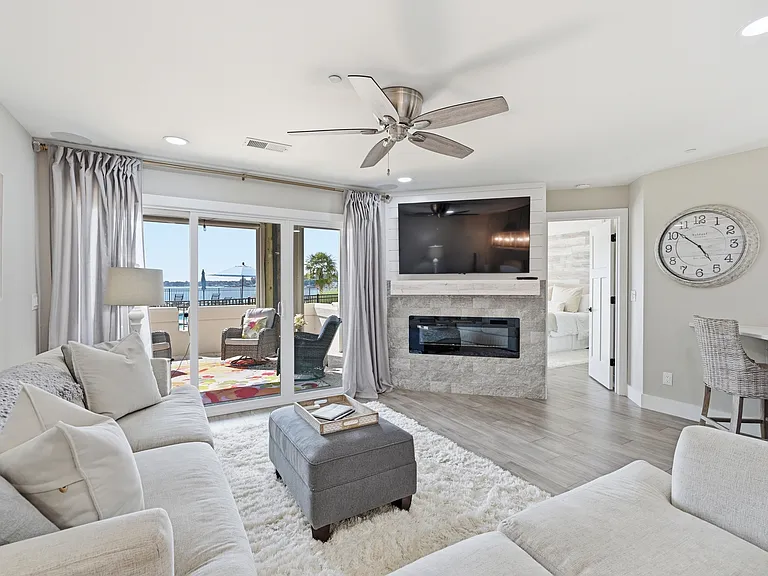 18591 Vineyard Point Ln — Photo 5