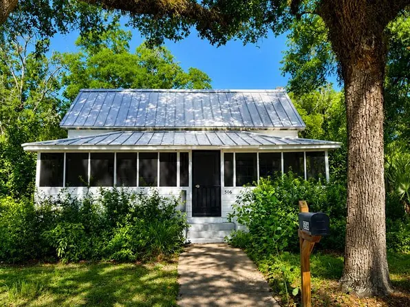 506 Tallahassee St, Carrabelle, FL 32322
