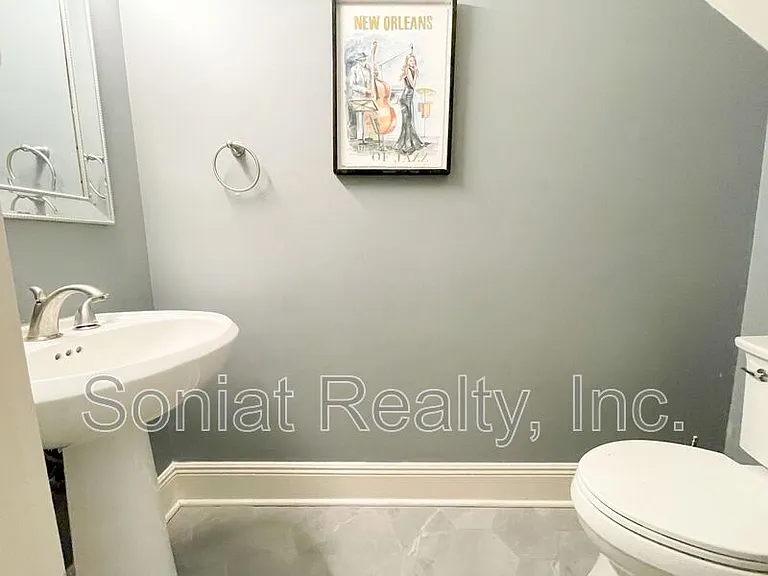 936 Conti St #11 — Photo 6