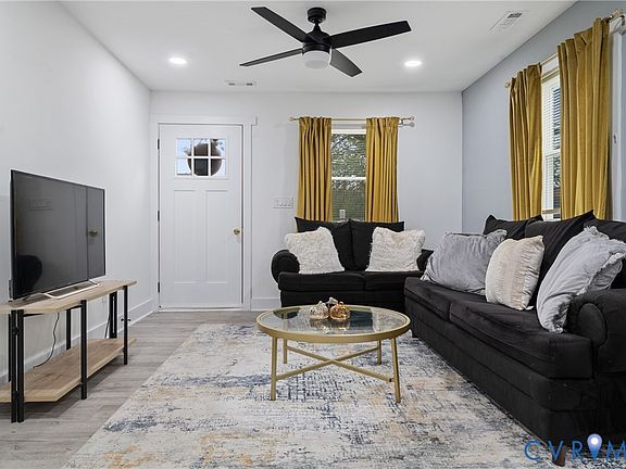 3rd image of 715 Federal St