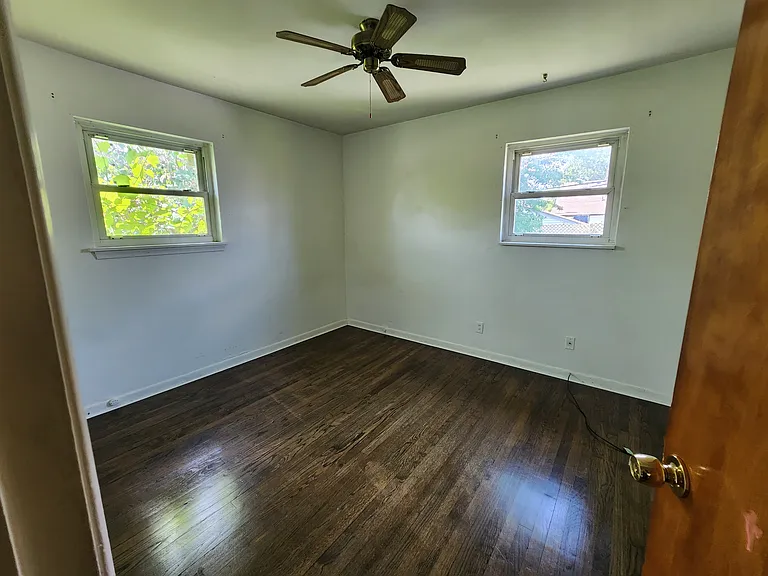 27605 Grant St — Photo 16