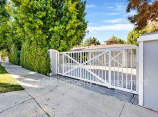 4239 Greenbush Ave, Sherman Oaks, CA 91423
