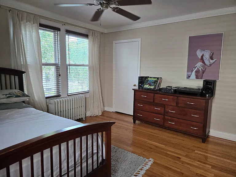 Bedroom 1 (furnished)