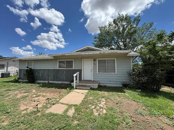 806 N 10th St, Alpine, TX 79830