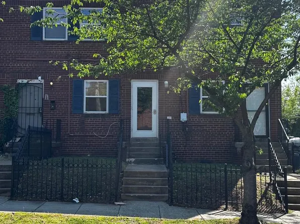 11 Halley Pl SE, Washington, DC 20032