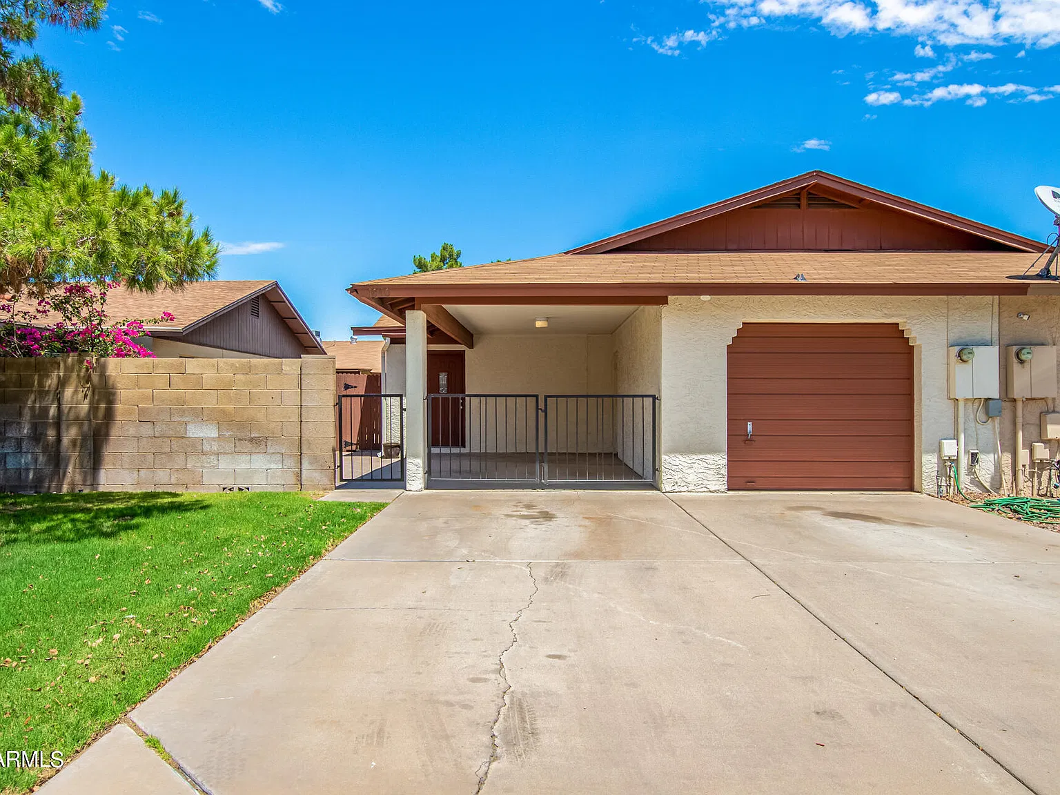 3 bed, 1.5 bath, 1131 sqft, $1,900 — Photo 2