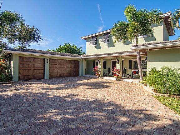 2nd image of 507 E Causeway Blvd