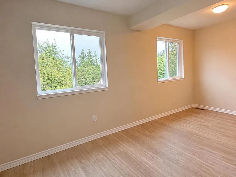 429 Bruce Ave #3 — Photo 10