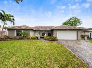 1097 NW 83rd Dr, Coral Springs, FL 33071