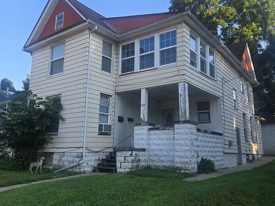 1st image of 1454 W 9th St