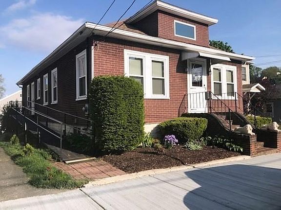2nd image of 19 Essex St