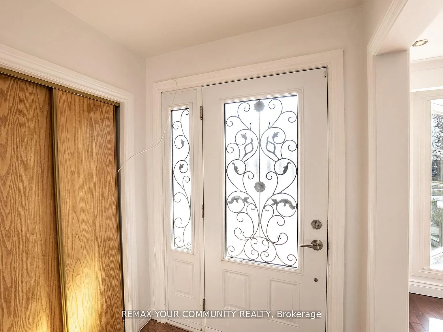 3 bed, $3,200 — Photo 4