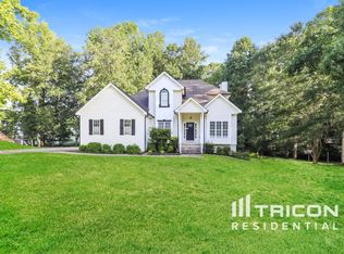 160 Rock Hill Dr, Fayetteville, GA 30215