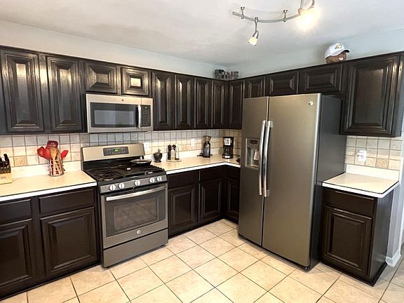 4th image of 18402 Sumpter Forest Dr