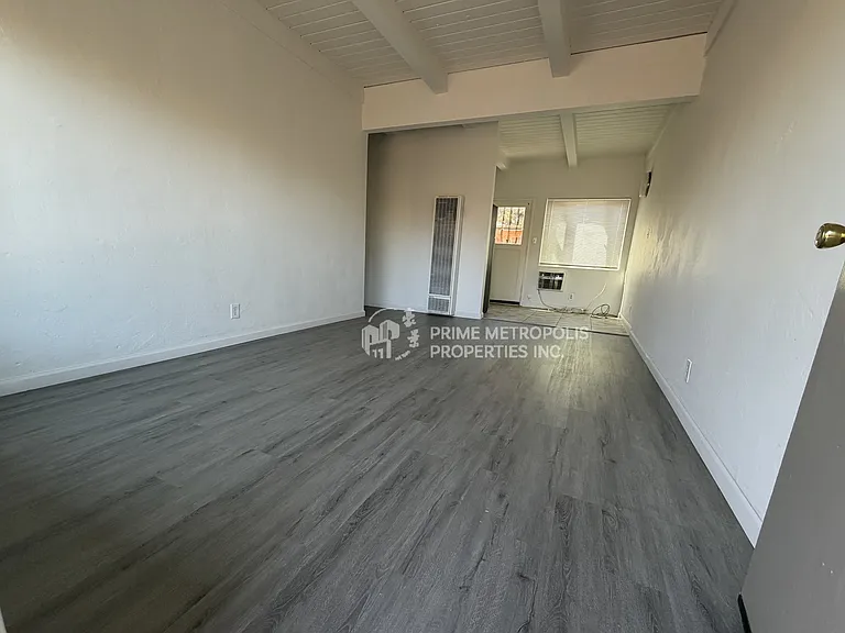 27 Topeka Ave #2 — Photo 8