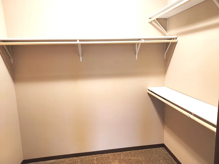 700 Nygaard St #7 — Photo 15
