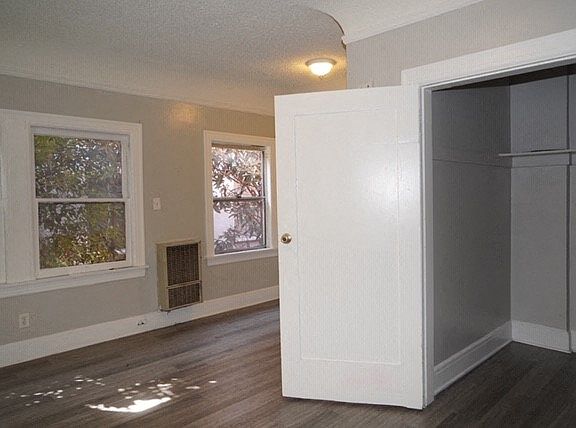 4th image of 666 Shatto Pl #2408681