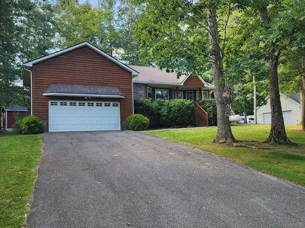127 Misty Ln, Shady Spring, WV 25918