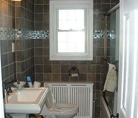 4th image of 1023 Phoebe St