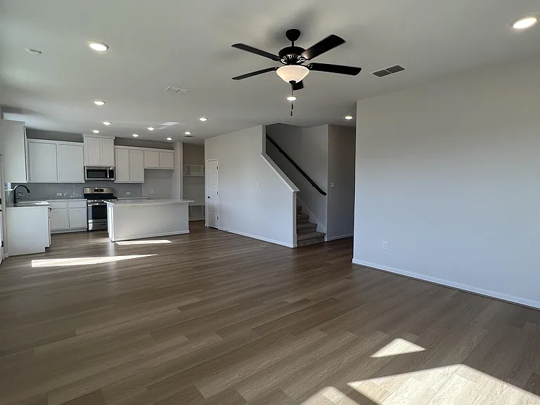 16630 Daylight Ln — Photo 11