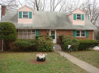 223 East Dr, Hurley, NY 12443