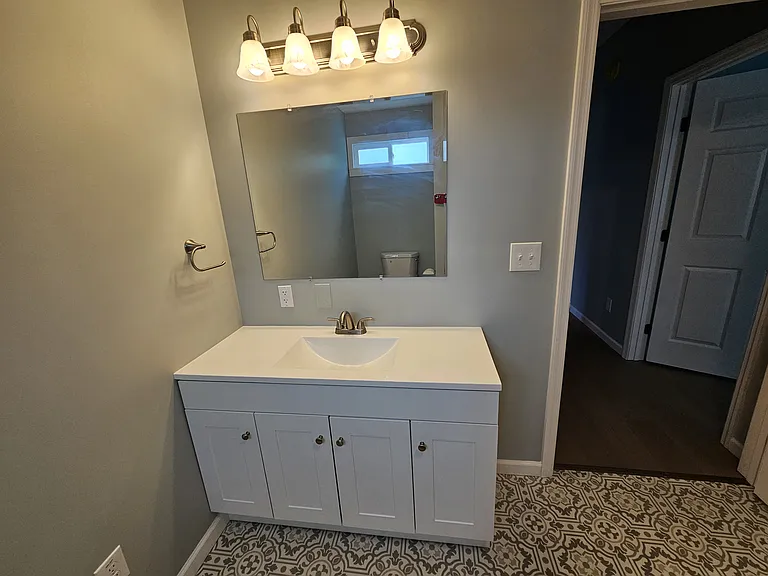 308 Hall St #A — Photo 9