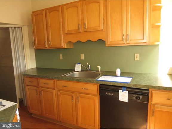 5th image of 1121 Roosevelt Dr