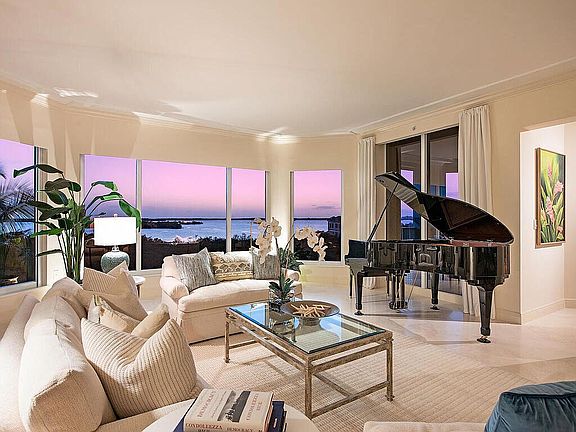 4th image of 5051 Pelican Colony Blvd Unit 404