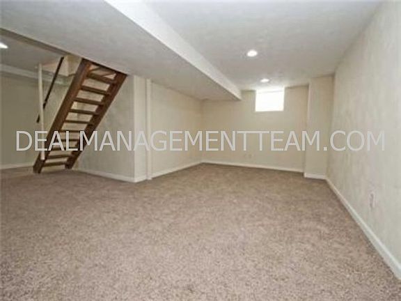 5th image of 521 Thomas Richard Ln