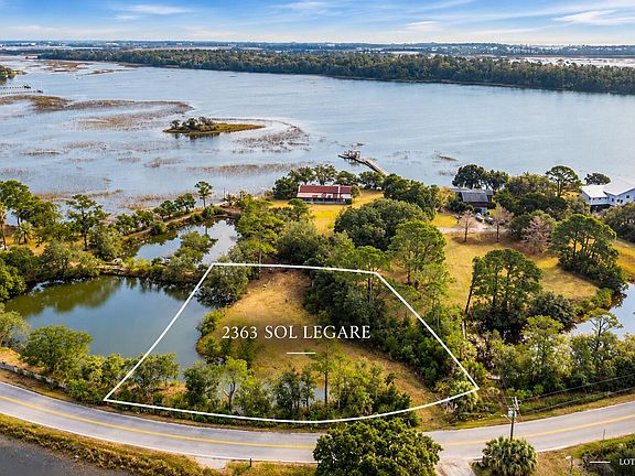 4th image of 2363 Sol Legare Rd