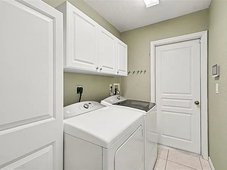 369 Salvador Dr — Photo 30