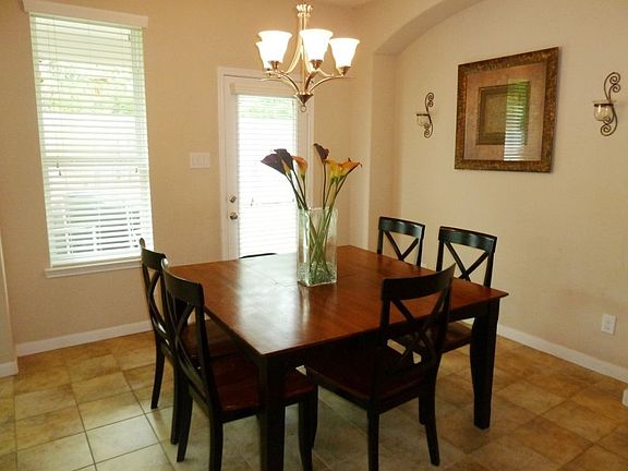 Sunny Breakfast Room