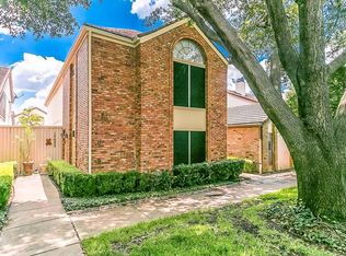 17025 Knots Lndg, Addison, TX 75001