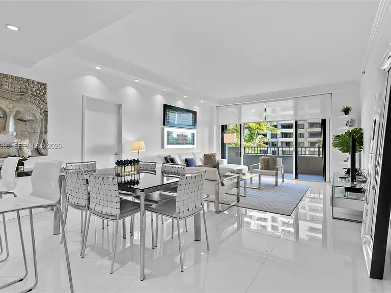 251 Crandon Blvd #322 — Photo 2