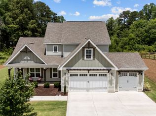 130 Amelia Dr, Carthage, NC 28327