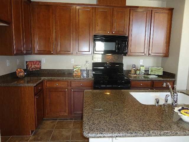 1st image of 960 Sierra View Cir Unit 1